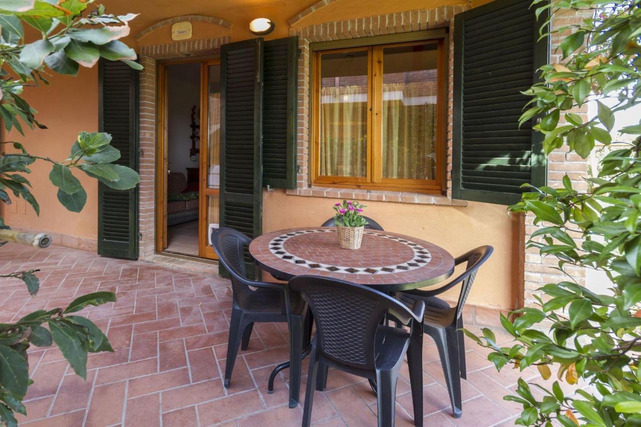 Calanchi Apartment *